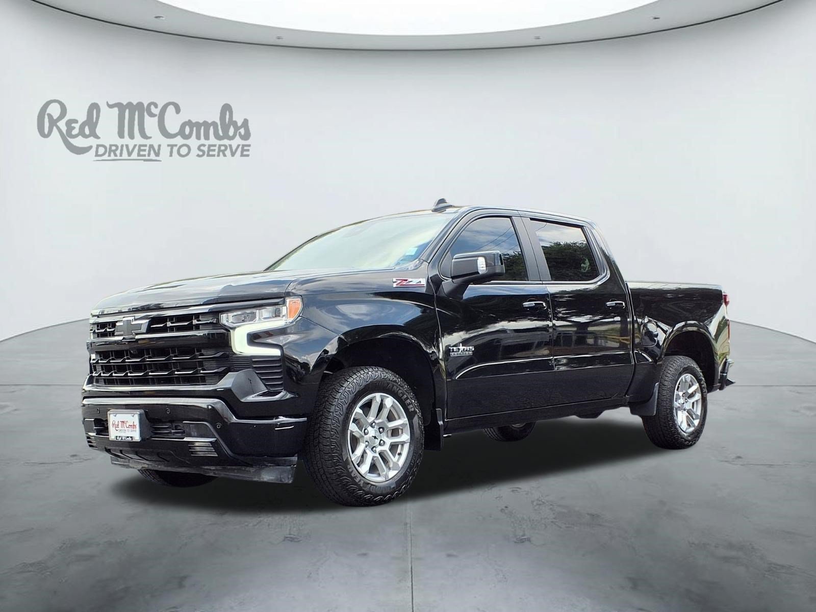 Used 2024 Chevrolet Silverado 1500 RST w/ Convenience Package II AWD/4WD image 1