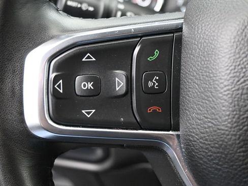 Used 2024 RAM 1500 Laramie AWD/4WD image 18