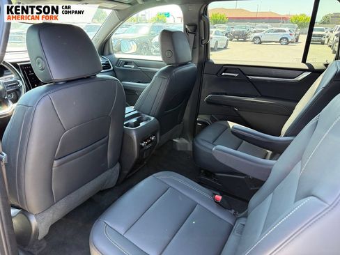Used 2024 GMC Acadia Elevation AWD/4WD image 28