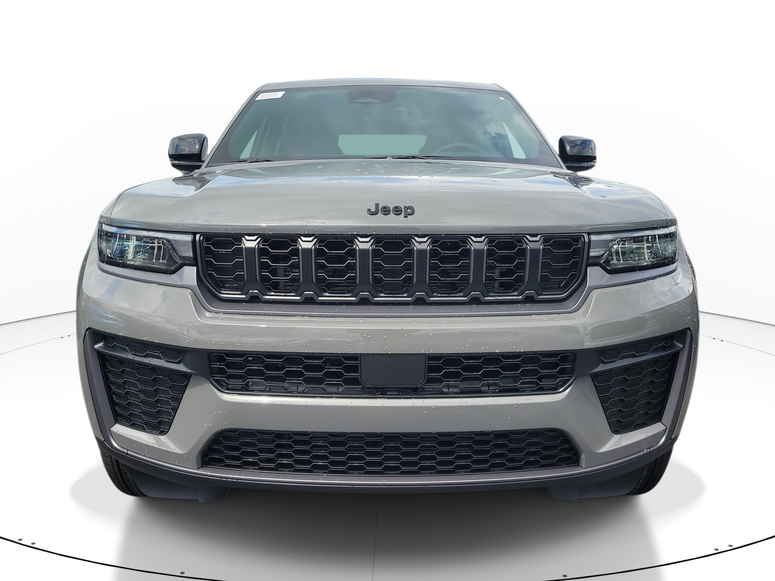 New 2027 Jeep Grand Cherokee Altitude RWD image 3
