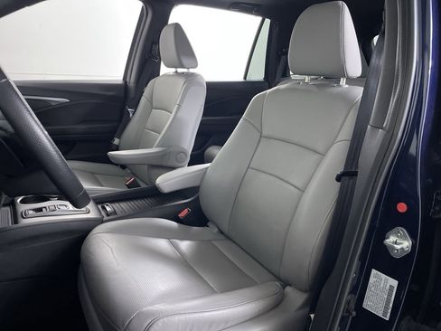 Used 2023 Honda Passport EX-L image 12