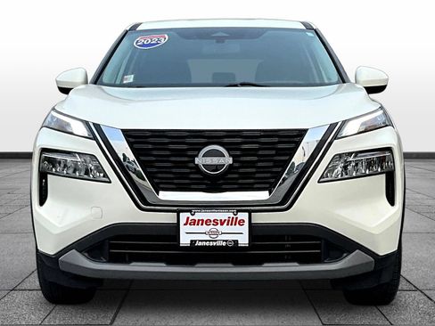 Used 2023 Nissan Rogue SV AWD/4WD image 2