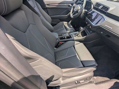 Used 2024 Audi Q3 2.0T Premium Plus AWD/4WD image 19