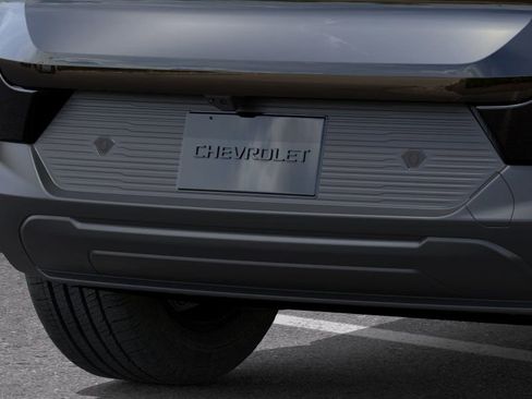 New 2026 Chevrolet Equinox EV LT image 38