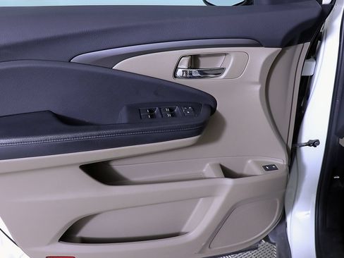 Used 2016 Honda Pilot EX-L image 22