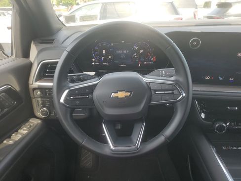 Used 2025 Chevrolet Tahoe LT AWD/4WD image 13