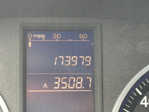 Used 2011 Honda CR-V LX image 12
