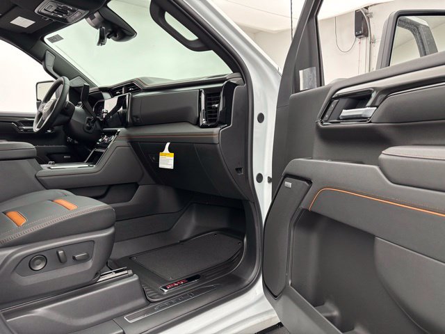 New 2026 GMC Sierra 2500 AT4 w/ AT4 Premium Plus Package AWD/4WD image 34