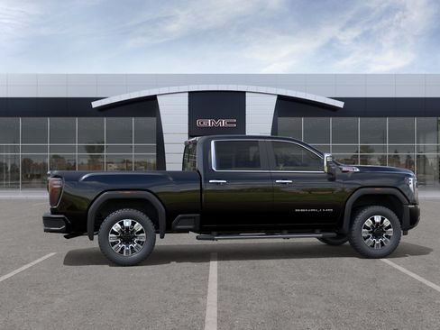 New 2026 GMC Sierra 2500 Denali w/ Denali Reserve Package AWD/4WD image 29