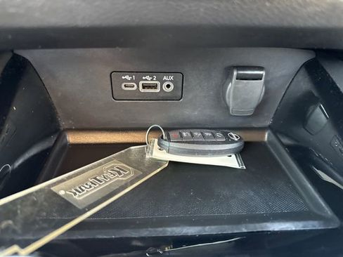 Used 2024 Nissan Altima 2.5 SV image 22