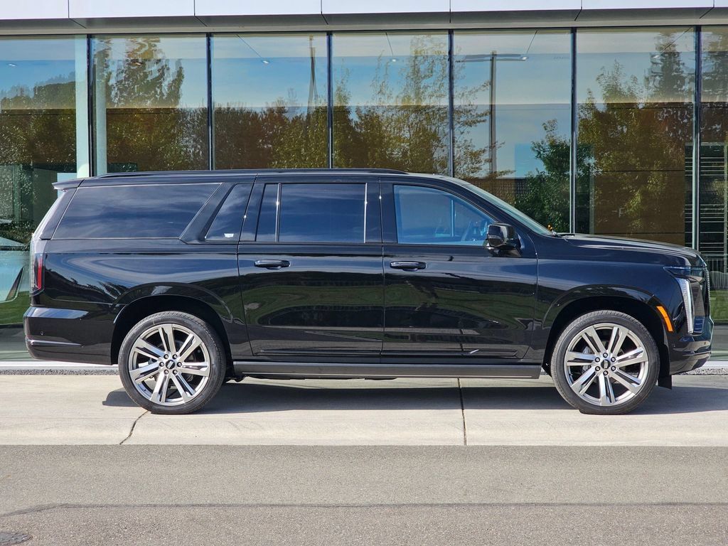 New 2026 Cadillac Escalade ESV Platinum Sport AWD/4WD image 6