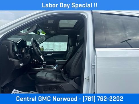 Used 2024 GMC Sierra 1500 SLT w/ SLT Premium Package AWD/4WD image 15