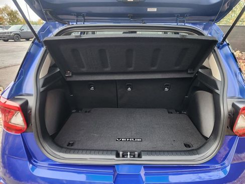 Certified 2024 Hyundai Venue SEL image 19