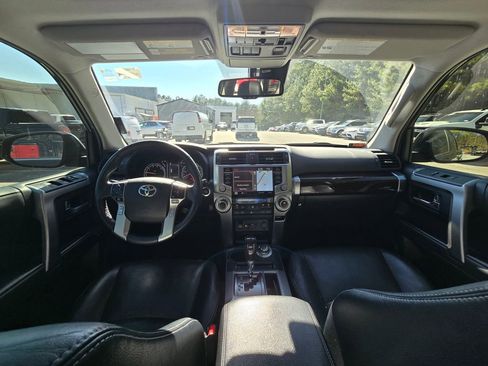 Used 2023 Toyota 4Runner Limited image 9