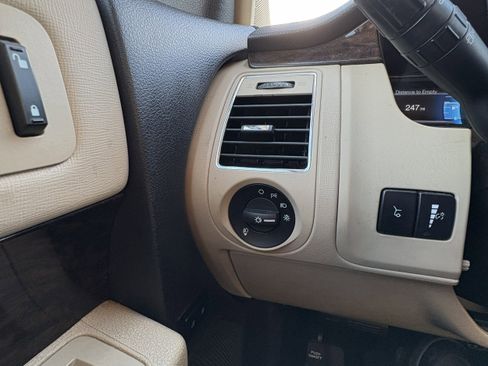 Used 2019 Ford Flex Limited image 19