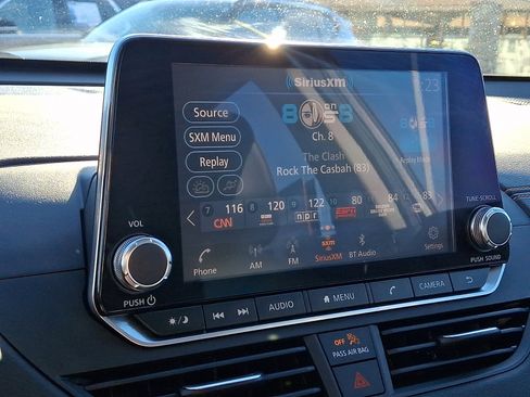 Used 2019 Nissan Altima 2.5 SR w/ SR Premium Package image 17