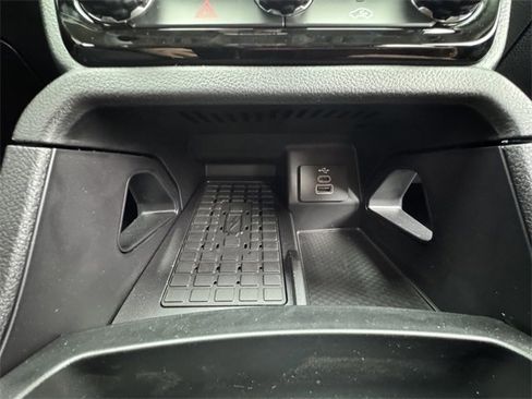 New 2025 Ford Ranger XLT w/ Equipment Group 301A High image 30