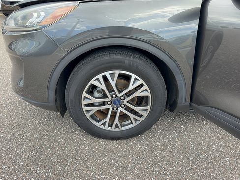 Certified 2020 Ford Escape SEL FWD image 35