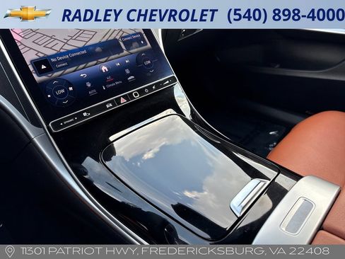 Used 2024 Mercedes-Benz C 300 4MATIC Sedan image 20
