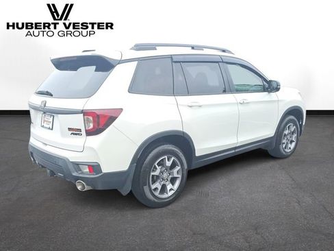 Used 2023 Honda Passport TrailSport image 6