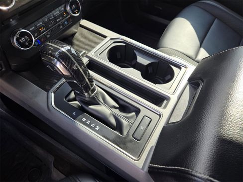 Used 2018 Ford F150 Raptor w/ Equipment Group 802A Luxury image 18