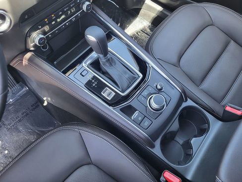 Used 2025 MAZDA CX-5 Signature image 24