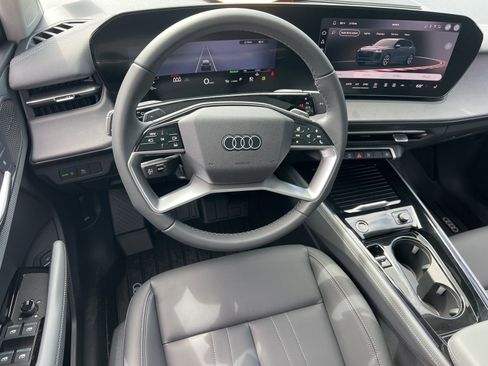 New 2026 Audi Q3 quattro 2.0T AWD/4WD image 36