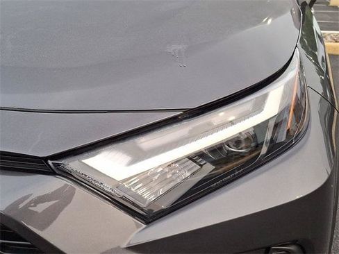 Certified 2022 Toyota RAV4 XLE w/ Convenience Package AWD/4WD image 14