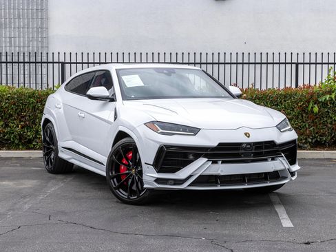 Used 2024 Lamborghini Urus S image 12