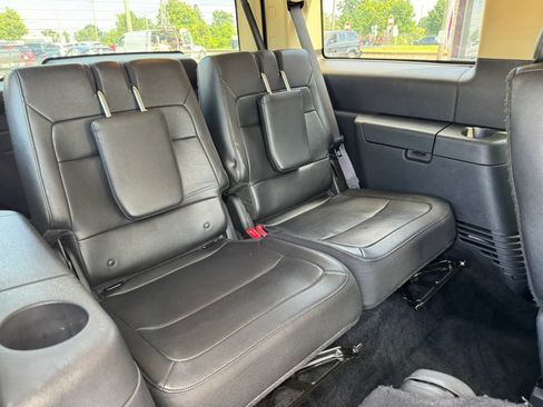 Used 2018 Ford Flex SEL w/ Equipment Group 202A AWD/4WD image 33