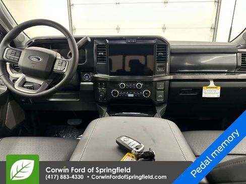 New 2026 Ford F350 Lariat w/ Black Appearance Package image 15