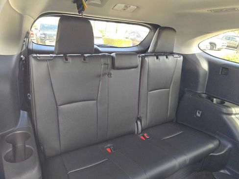 Certified 2026 Toyota Highlander XLE AWD/4WD image 12