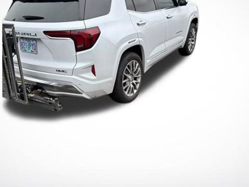 Used 2026 GMC Terrain Denali w/ LPO, Floor Liner Package image 5