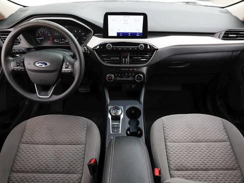 Used 2020 Ford Escape SE FWD image 2