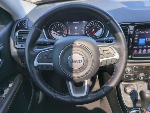 Used 2020 Jeep Compass Limited image 23