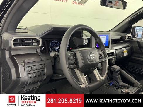 New 2026 Toyota 4Runner SR5 image 2