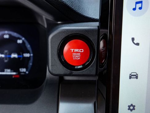 Used 2024 Toyota Tacoma TRD Off-Road w/ TRD Off Road Premium Package image 23