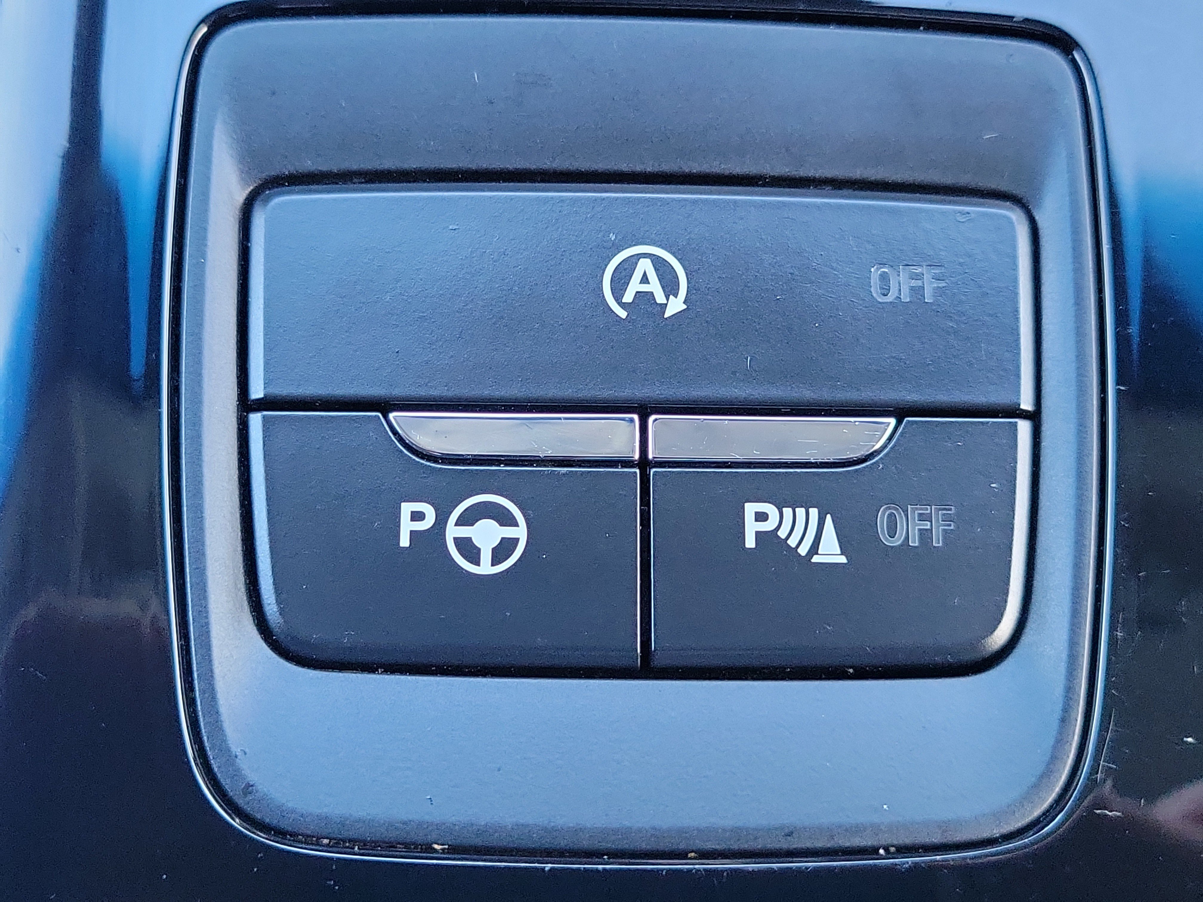 Used 2019 Ford Edge Titanium w/ Equipment Group 301A FWD image 30