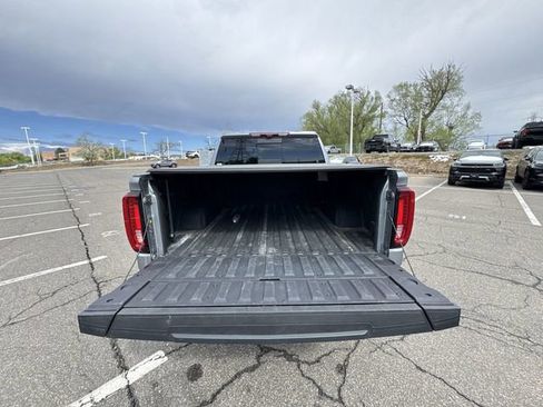 Used 2023 GMC Sierra 1500 AT4 w/ Technology Package AWD/4WD image 26