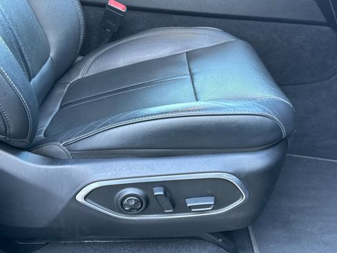 Used 2022 Jeep Wagoneer Series III image 23