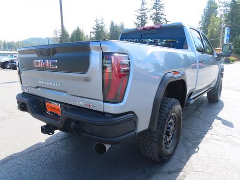 Certified 2026 GMC Sierra 2500 AT4X w/ AT4X AEV Edition AWD/4WD image 9