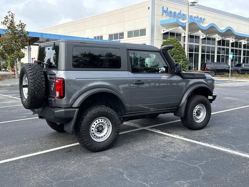 Used 2023 Ford Bronco 2-Door AWD/4WD image 3