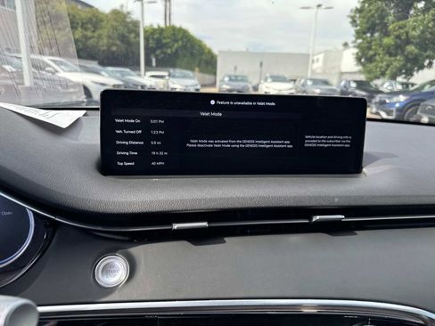 Used 2025 Genesis Electrified GV70 Advanced FWD image 14