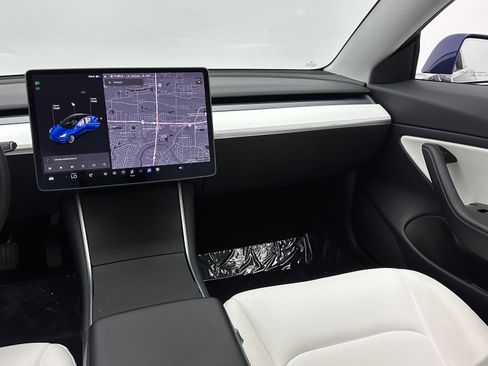 Used 2020 Tesla Model 3 Standard Range Plus image 26
