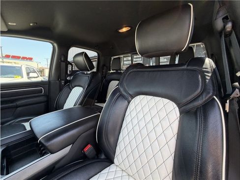 Used 2019 RAM 1500 Big Horn AWD/4WD image 19