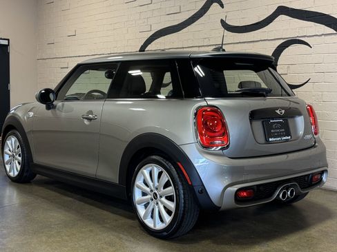Used 2017 MINI Cooper S FWD image 8