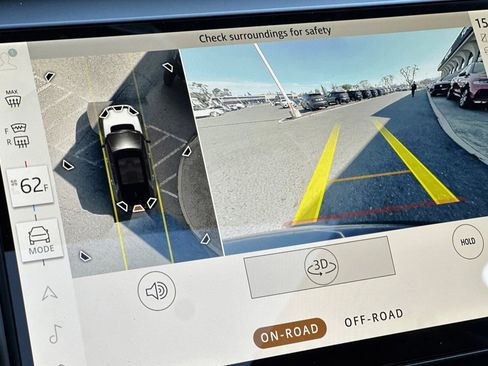 New 2025 Land Rover Discovery Sport Dynamic SE image 20