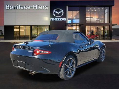 Used 2019 MAZDA MX-5 Miata Grand Touring image 4