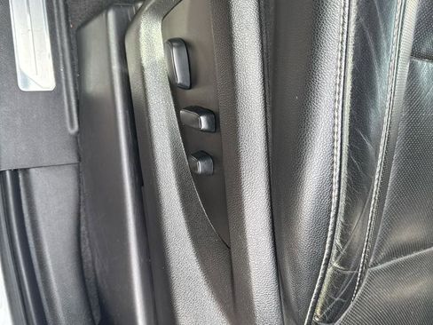 Used 2019 GMC Yukon XL SLT image 23