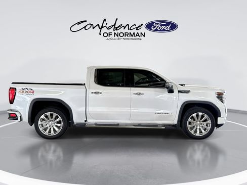Used 2022 GMC Sierra 1500 Denali AWD/4WD image 10